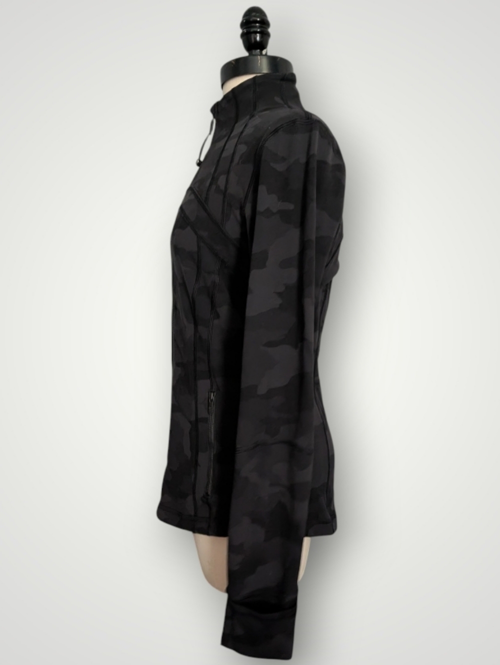 Lululemon Define Jacket - Picture 7 of 9
